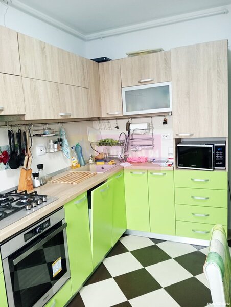 Apartament 3 camere 90mp Metrou Aparatori&Leonida loc parcare inclus